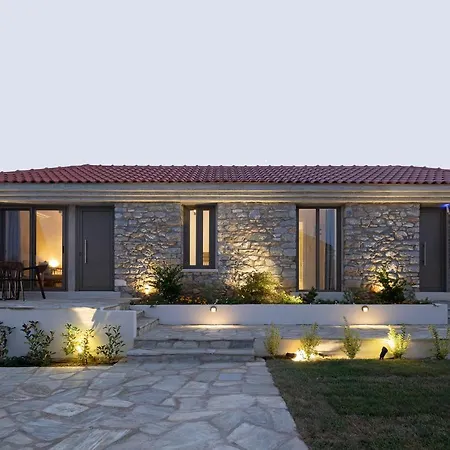 Lichnos Luxury Suites Sourpi Exterior photo