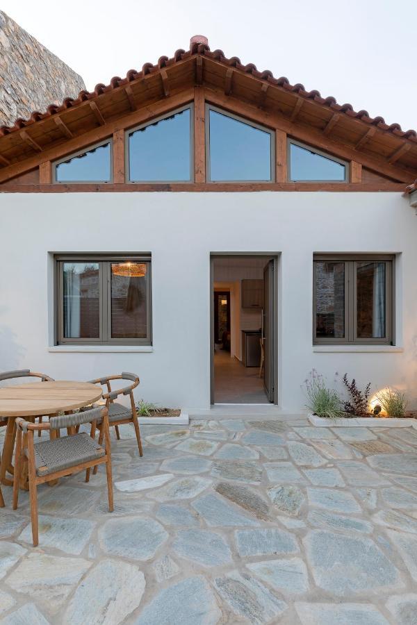 Holiday home Lichnos Luxury Sourpi