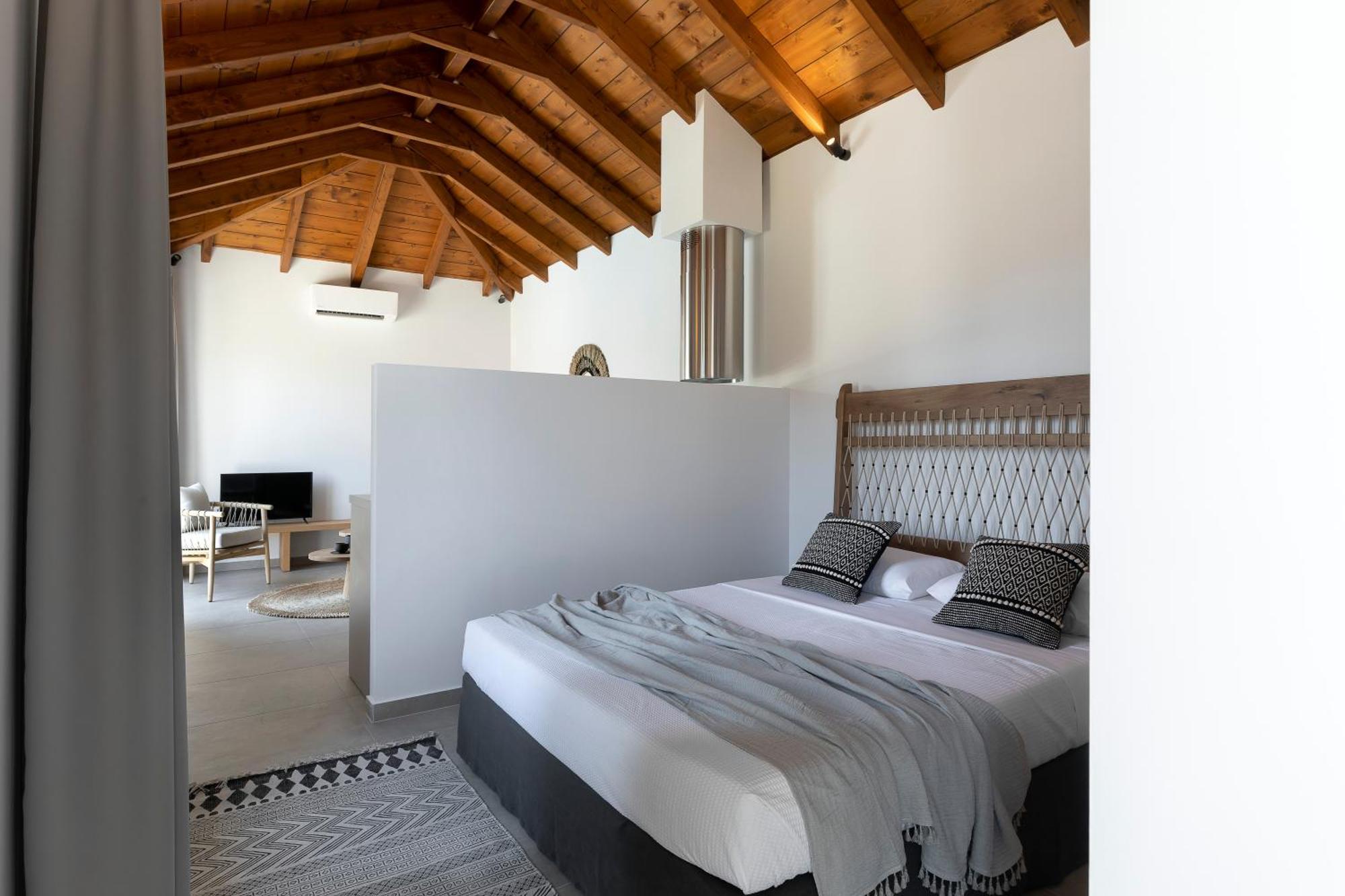 Lichnos Luxury Holiday home *